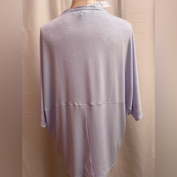 DONATED NOT AVAILABLE 
WHBM lavender floral top size SP - Picture 3 of 6